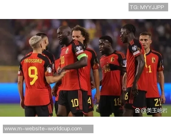 2021欧洲杯足球精彩回顾与经典瞬间分析，重温足球盛宴的激情与荣耀